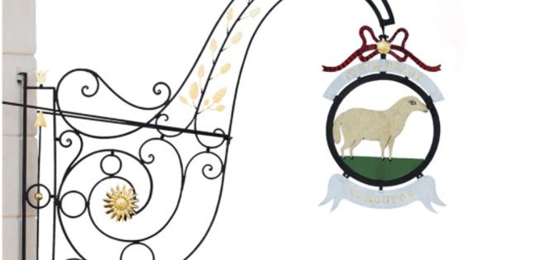 L'Auberge du Mouton est Swiss Historic Hotel