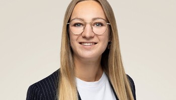 Lorena Rebsamen est collaboratrice de projet pour la durabilité chez la Fédération suisse du tourisme